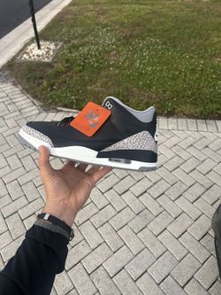 Air Jordan Black Cement 3’s (2024) Size 11