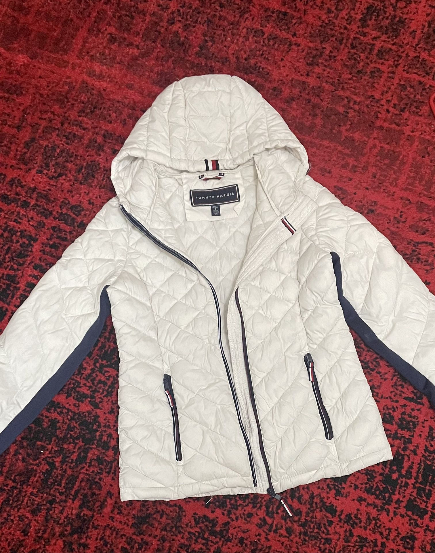 Tommy Hilfiger Woman’s Puffy Coat 