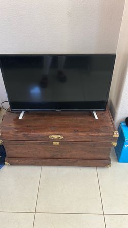 Hitachi Flat Screen LED TV
