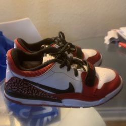 Tenis