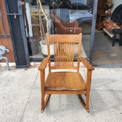Antique Rocking Chair 