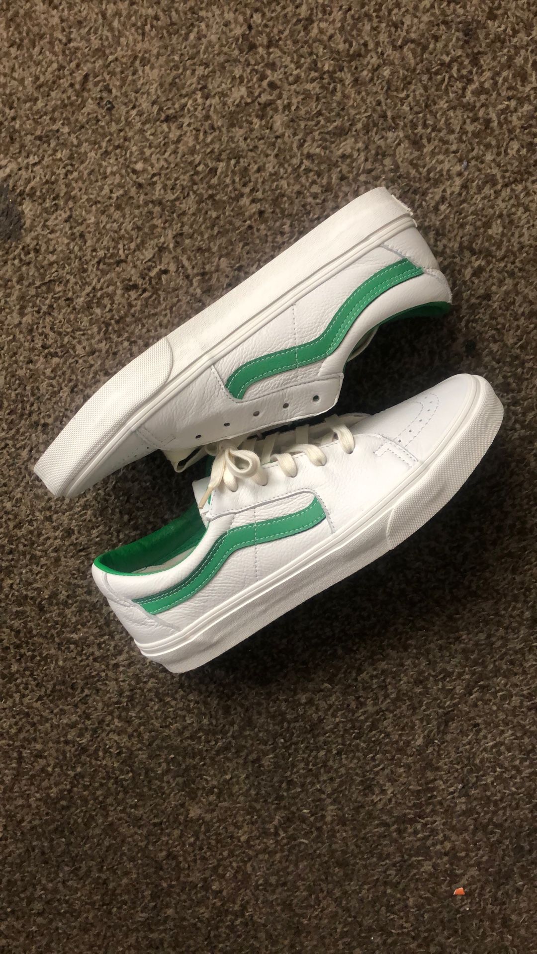 Men Sz 10 Vans