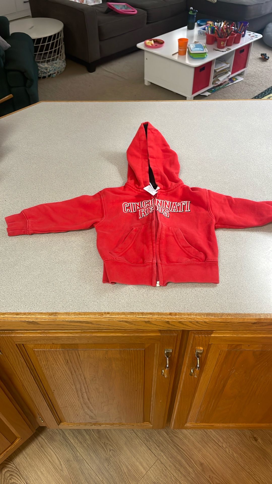 Cincinnati Reds Zip-Up Hoodie – Size 3T