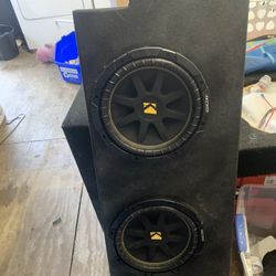 kicker comp 10s with box for a 2006 silverado crew cab 