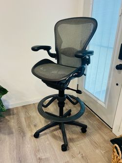 HERMAN MILLER AERON®  Bar Hight Office Computer Desk Chair