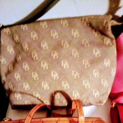 Dooney & Bourke Purse