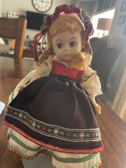 Madam Alexander Dolls With Original Boxes. 