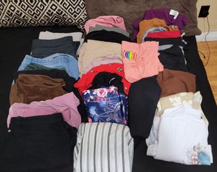 Women's clothing bundle $20