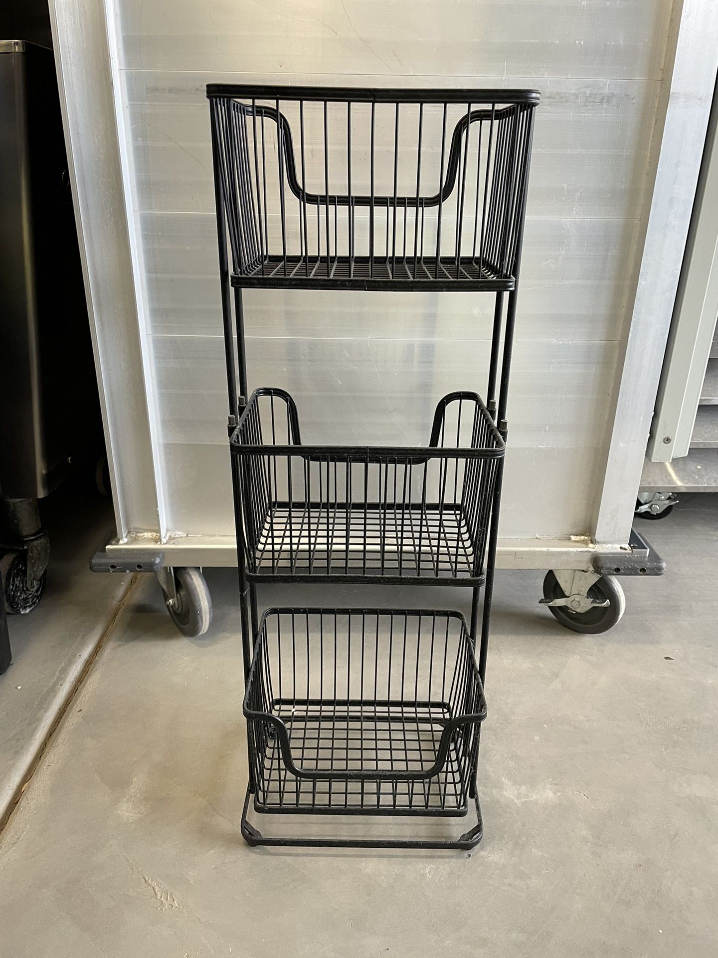Wire Basket Rack