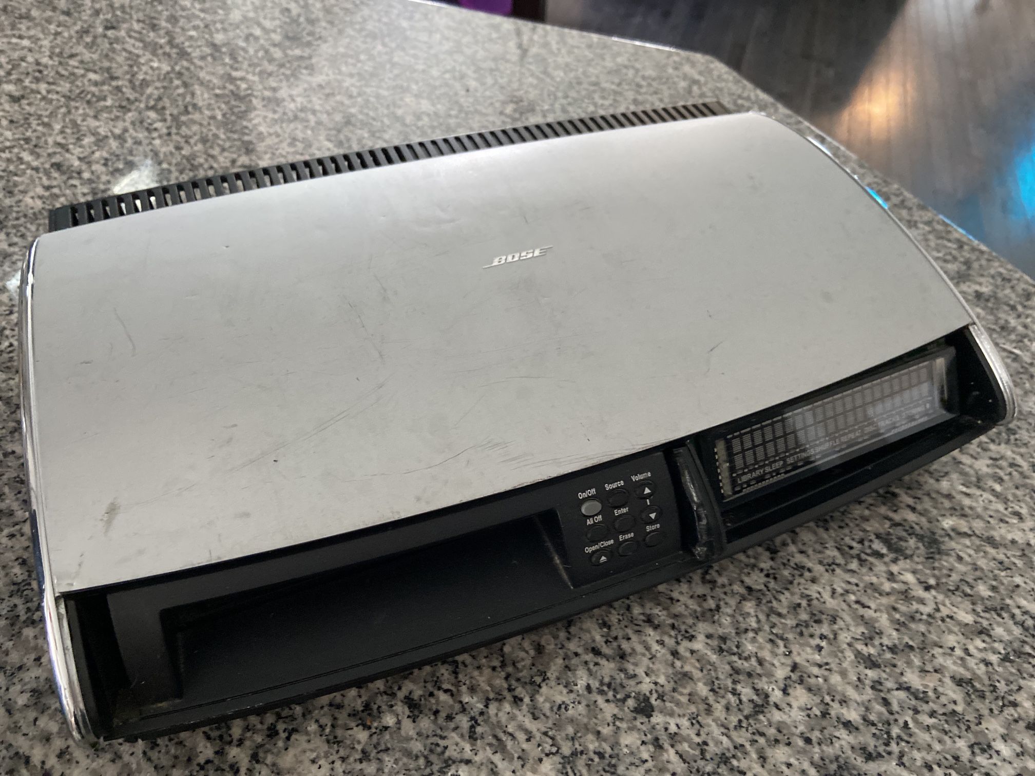 BOSE MODEL AV38 MEDIA CENTER