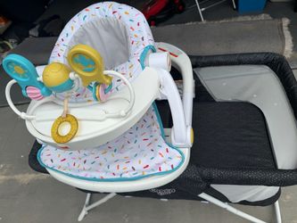 Baby Bouncer Seat with Toy Bar and Basinet