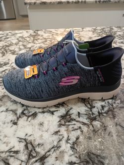 New Girls Skechers Size 8, Nuevos Tennis Para Mujer Tamaño 8
