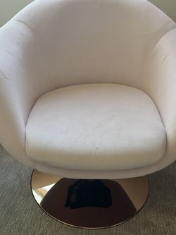 Pink Rose Gold Rotating Chair