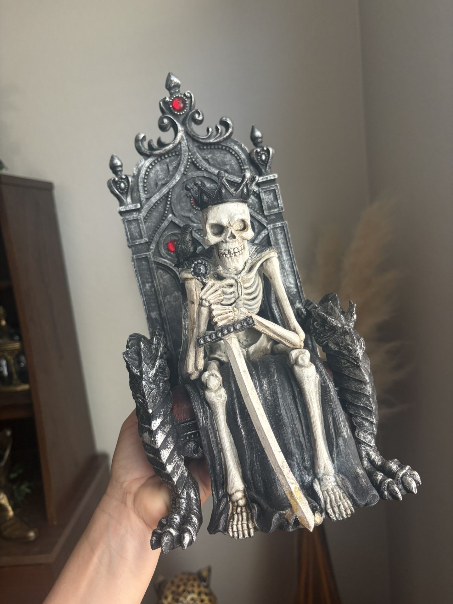 Skeleton Throne Chair 