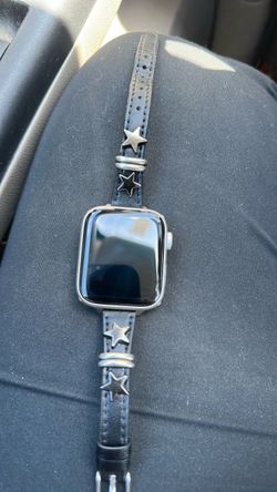 Apple Watch SE (GPS) (2nd Generation)
