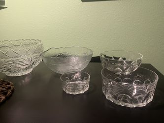 Vintage Glass Serving Bowl Set – 5 Pieces