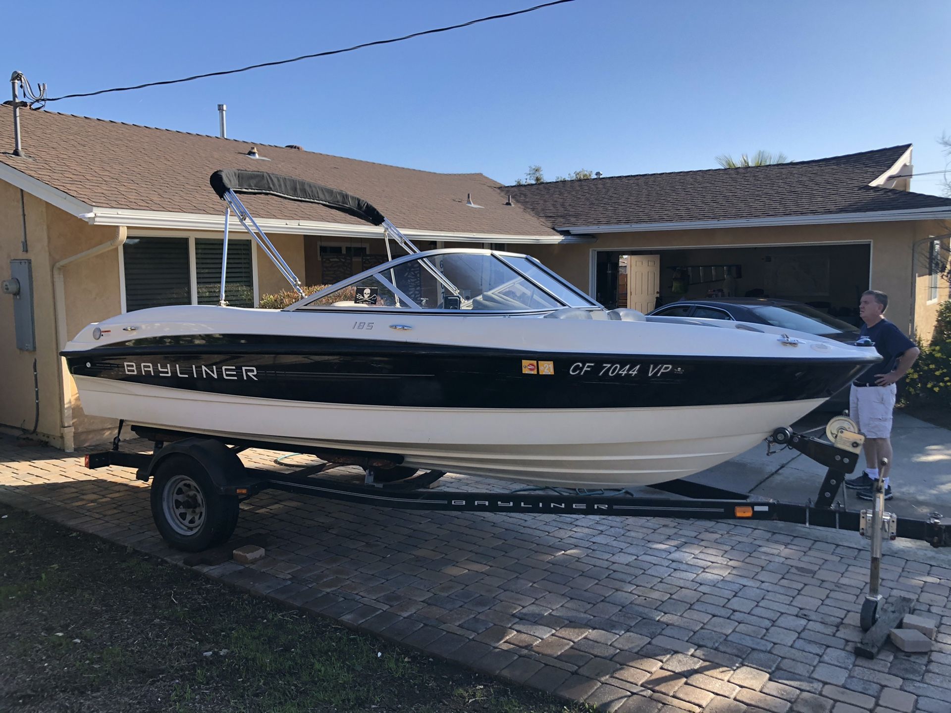 Used 2011 18 Foot Bayliner Power Boat