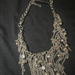 Costume jewelry- Silver tone