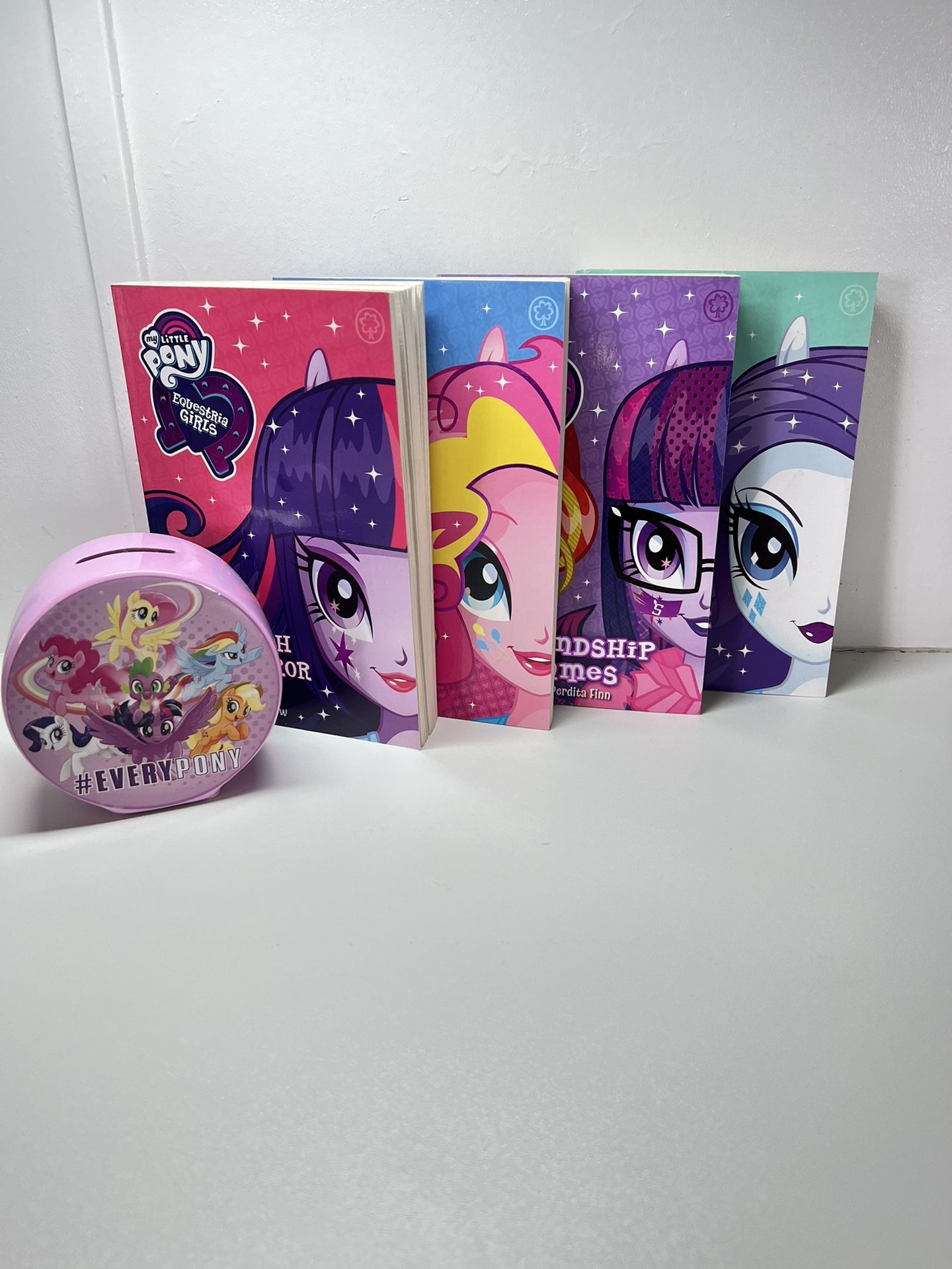 My little pony bank ceramic pink 4” 4 books