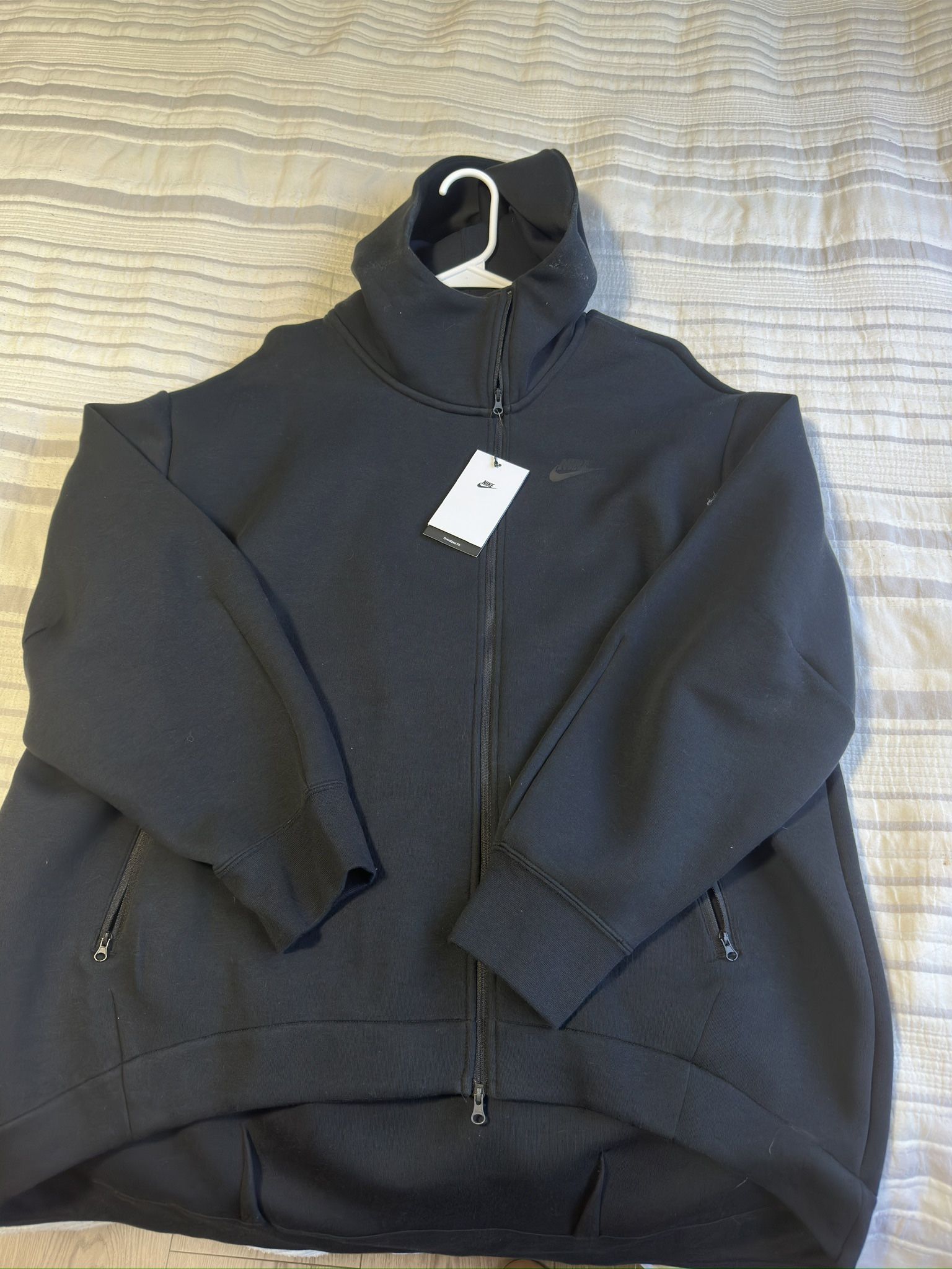 Nike Tech Oversized Fit Jacket
