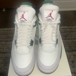 Jordan 4 SB 