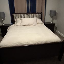 Louis Philippe Queen Bedroom Set - $500