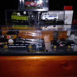 OLD SCHOOL RACE CAR&HAULER 1/64