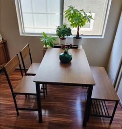 Dining Table Set for 4