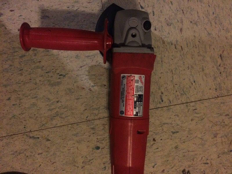 Milwaukee heve Duty 1 1/2 115 mm Sander grinder 10.000 RPM nanber 6148