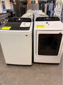White Samsung washer dryer set