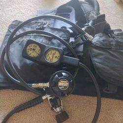 XL Dacor BCD And Dive Gauges Octopus 