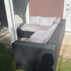 Patio Sectional With Glasstop Table