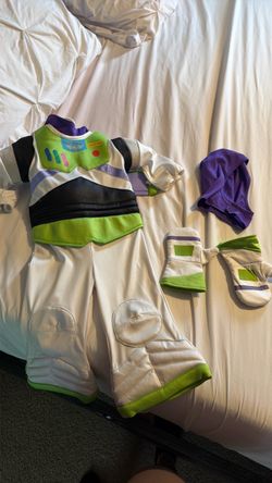 Buzz-lighter Costume