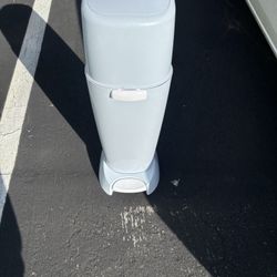 Diaper Genie 