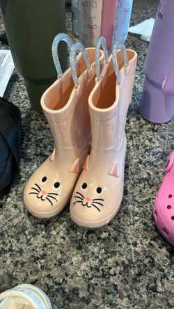 Water boots