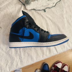 Jordan 1 Mid