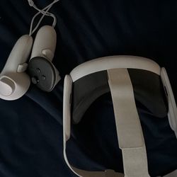 Meta Quest Oculus 3 - BARLEY USED, COLLECTING DUST