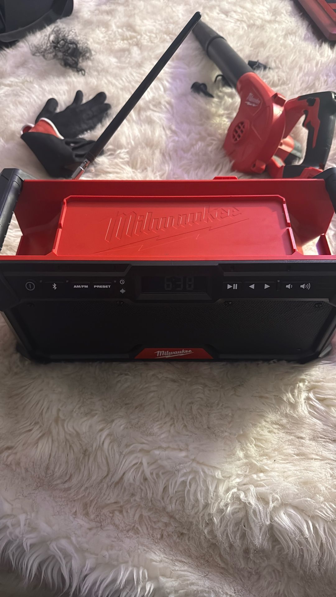 Milwaukee Job Site Radio M 18
