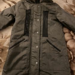 RVCA army green heavy warm vintage hoodie size 8 Brand New