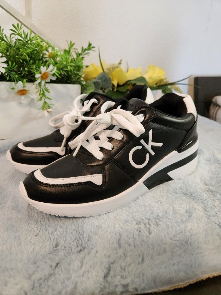 Calvin Klein Shoes Sneakers Size 7 1/2