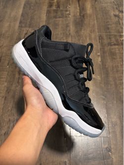 Jordan 11 Low Space Jam
