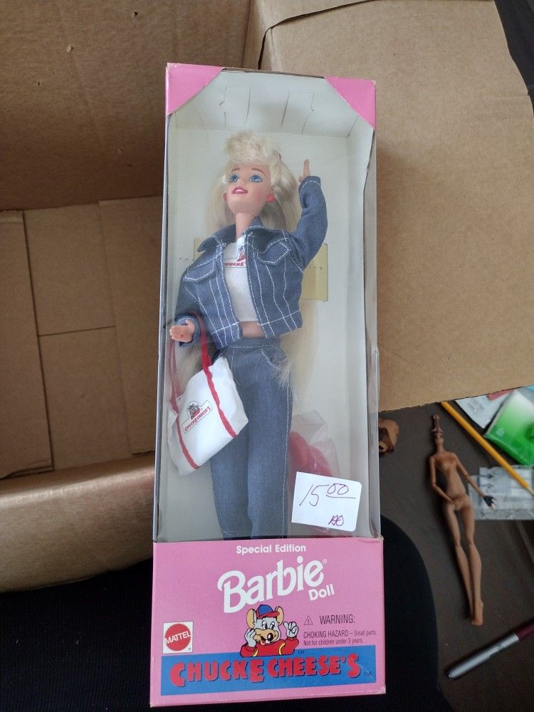 Chuck-E-Cheese Barbie