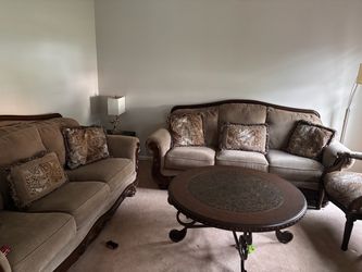 Elegant & Luxurious Living Room Set – Beautiful & Extremely Comfortable ✨