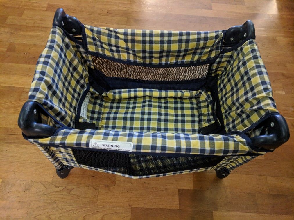 Tollytots Graco Doll Playpen for dolls up to 16"