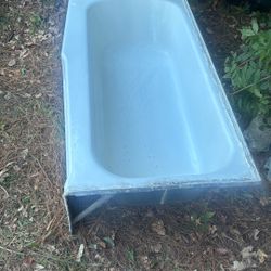 Tub