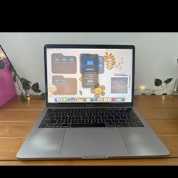 Macbook Pro (mid 2019) 13"