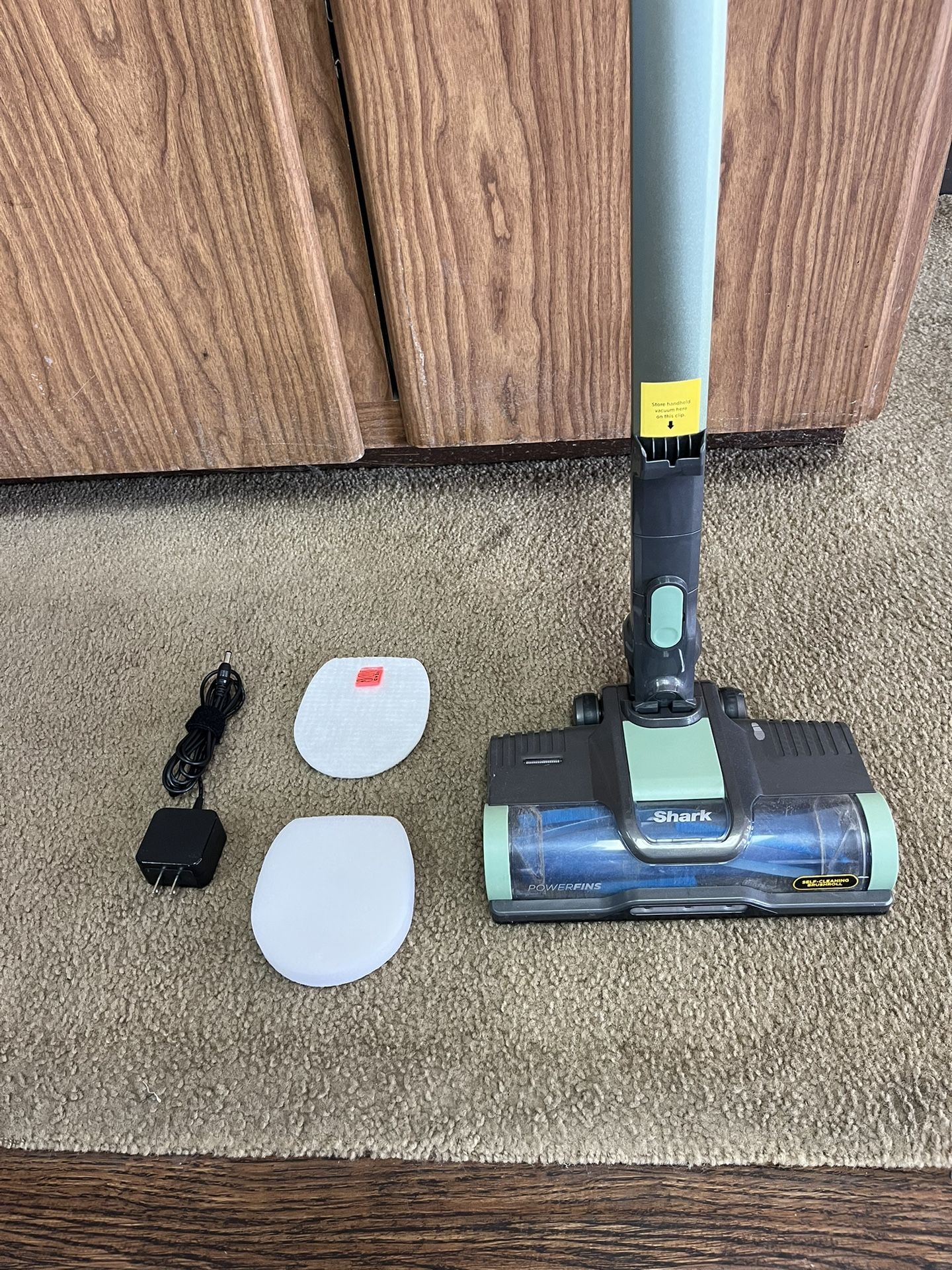 Shark Rocket cordless Vacuum for Sale in San Antonio, TX OfferUp