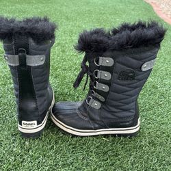 Girls Sorel Snow Boots