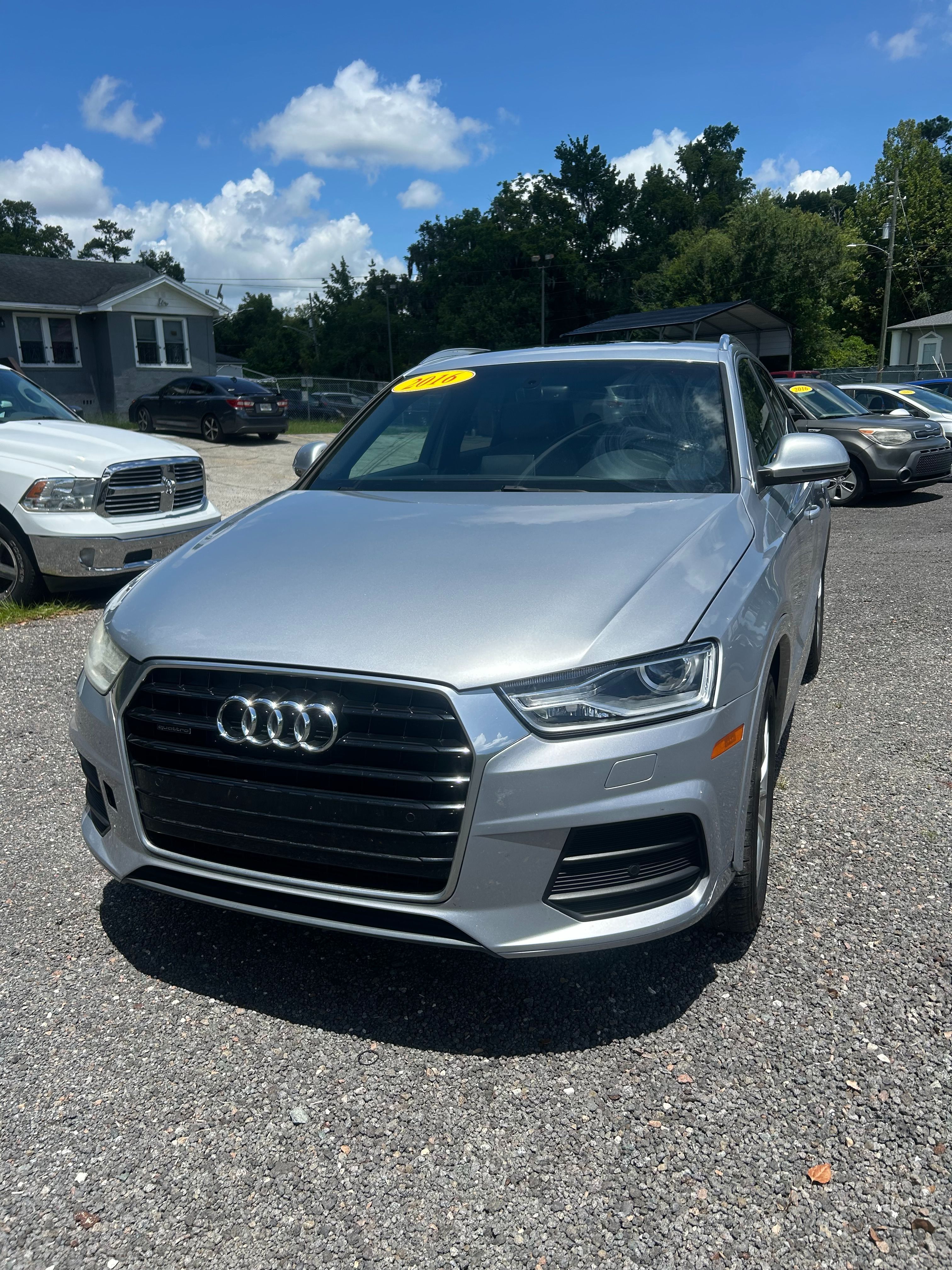 2016 Audi Q3