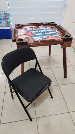 Mesa domino cubano y sus 4 sillas